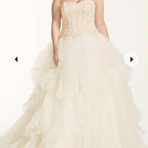 Oleg Cassini Cream Wedding Dress